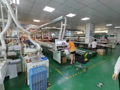 龙岗新生工业区新出一楼二楼2100平厂房出租可分租全新办公室