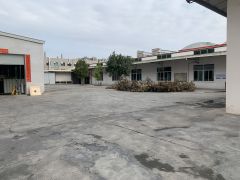 原房东独院单一层2200平方出租，靠高速出口