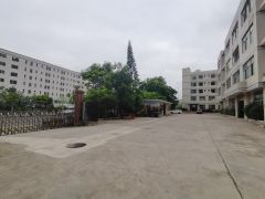 平湖华南城附近一楼2200平厂房仓库出租可分租形象好交通便利