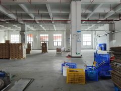 石碣精装修厂房出租200~1000平方，水电齐全，形象好