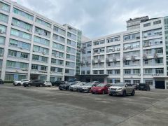 原房东一楼2500方楼高6米水电齐全