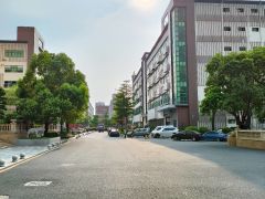 300平起租丨龙华民治地铁口新出2000平带装修厂房仓库出租