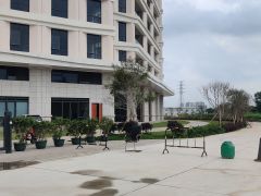 8元含税厂房！原房东直租无公摊有货梯 宿舍食堂配套齐全好招工
