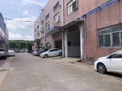 大岭山新塘独院厂房出租 分租一楼小面积520平，带卸货平台