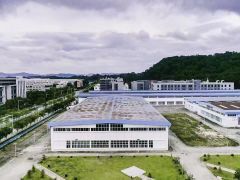 大亚湾钢结构滴水10米3500平方重工业厂房现成32吨航车
