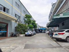 长安沙头358省道附近1500平，带现成办公室，可分租