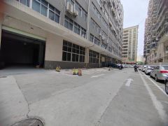 福永107国道边上大型工业园一楼980平招租带装修空地大