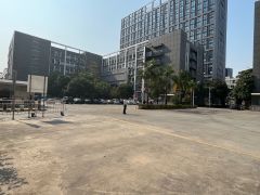 低价出租西丽地铁口红本园区精装修楼上整层1000平，实际面积