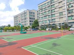 大岭山原房东花园式标准厂房现成豪华装修洁净车间，实际面积出租