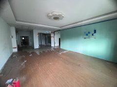 黄江镇中心新出原房东二楼无尘车间2800平豪华办公室