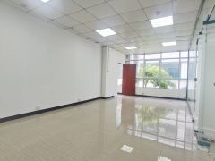 原房东精装修办公室出租，全景落地窗，位置安静