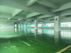 百鸽龙地铁口附近楼上单层面积1000平现成装修仓库厂房出租