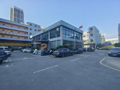 龙岗金地龙城中央旁边2楼独栋厂房办公棋牌室台球室500平出租