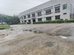 大岭山镇杨屋独门独院厂房出租，超大空地，高速近，零公摊易招工