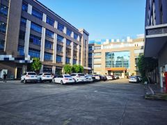 三栋新出标准厂房3600带精装修10元