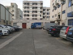 东城温塘独院厂房分租一楼580平，现成办公室装修，厂房出租。
