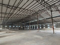 独门独院钢构1000平到4000平大小均可选择拖头挂车随便进
