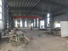博罗园洲新出1300平方5吨行车厂房出租，有现成办公和宿舍