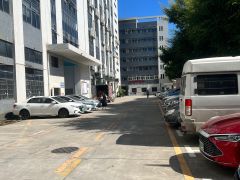 合水口地铁口附近1楼2楼高度6米村委直租价格含税5吨货梯