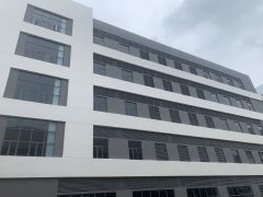 原房东松山湖全新工业厂房出租，大小面积可分租，可办环评