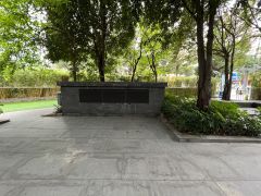 布吉坂田地铁口花园式独栋甲级写字楼500平出租带精装修好招工