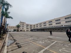 小金口原房东红本厂房实际面积出租6元.6元园区空地大可分租