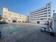 长安原房原房东一楼2100平方厂房出租高度6米注塑五金CNC