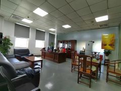 公明楼村重工业厂房2楼（650平带办公室前台，现成吊机口）