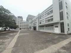 常平村委独院厂房5500平空地超大价格超低看中就租