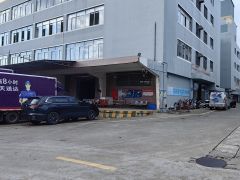 常平镇原房东标准二楼4500平方厂房出租，形象超好，价格便宜