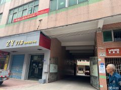 东城 温塘厂房带电梯楼梯，周边酒店餐饮公交市场超市
