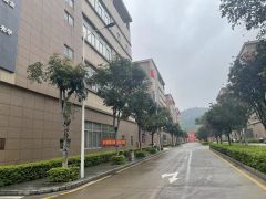 厚街三屯花园式原房东厂房出租3200平米带地坪漆