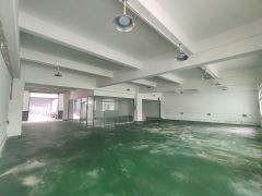 新安三楼420平带水电办公室装修工业厂房出租