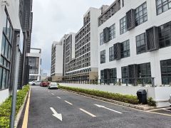 凤岗临深带装修一二楼各2000平厂房仓库出租，水电齐全可分租