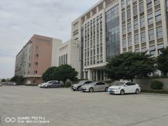 桥头镇带装修现成办公室适合电子，包装，硅胶，小五金等行业。