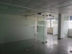 塘厦林村标准厂房出租，一楼500平，二楼800平，租金10元