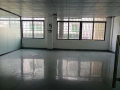 长安新安大桥附近街口二楼680平精装修厂房低价出租