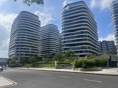 清湖地铁口 国企物业220平 550平办公研发低价场地出租