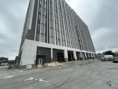 新盘带有红本全新厂房一层6000平有环评消防喷淋大小可分租