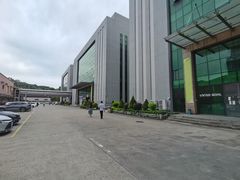 东城牛山外径工业园楼上5000平方现成装修厂房