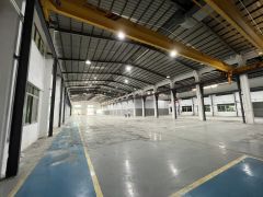 茶山镇伟建工业区原房东滴水9米钢构厂房出租分租
