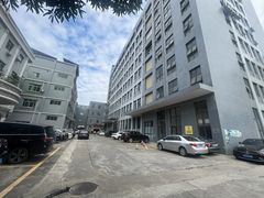 厚街精装修2350平方标准厂房出租，可分租，价格便宜