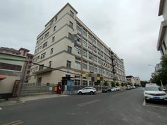 横沥镇西城工业区内，精装修独院标准厂房低价出租