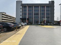 塘厦高速口精装整层3000平，面积500起分，空地超大好停车