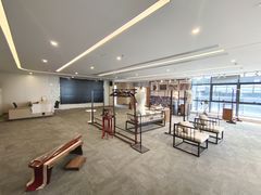 精装房源出租，凤岗天安数码城，精装装通间189平，拎包入驻
