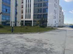 常平全新厂房可以分租，价格美丽！