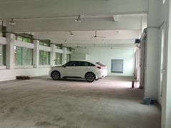 东城温塘一楼600平方，有现成水电办公室齐全，看中！
