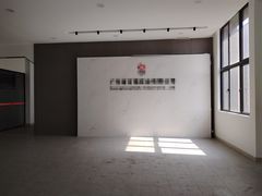 横沥镇本地土豪10元豪华装修地坪漆五金注塑电子自动化厂房出租