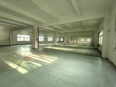 凤岗雁田布心带装修 办公室厂房出租楼上1336平 水电齐全