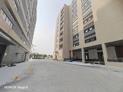 厚街全新红本高标厂房租售，高8米，环莞快速边 ，全新5吨电梯